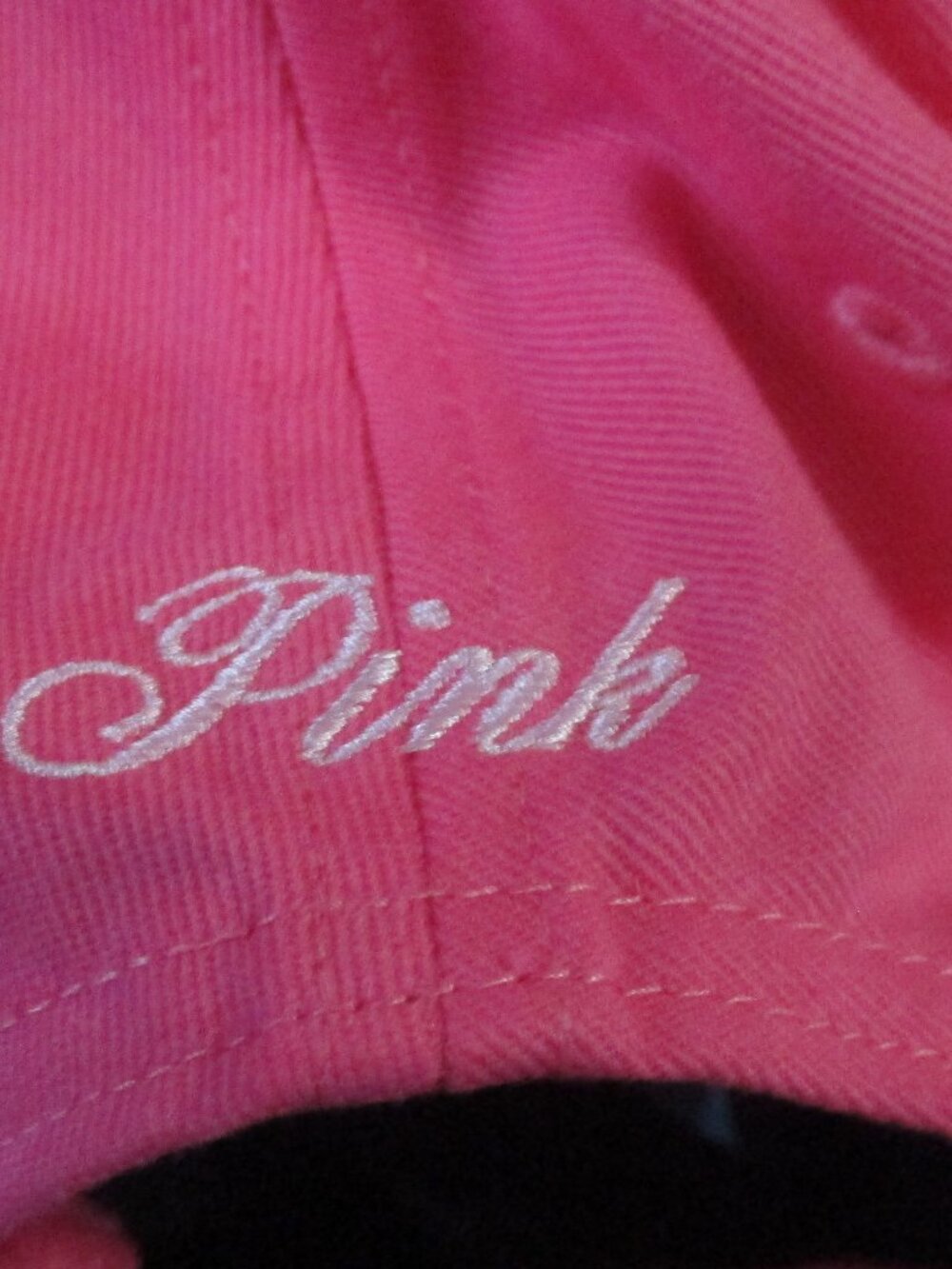 Victoria’s Secret “Color Fall For Me” Heart & Dog Baseball Cap NWT - Picture 5 of 5